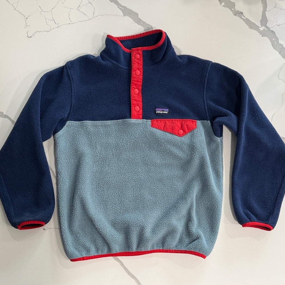 Patagonia Kids Fleece Sweater in Navy and Light Blue